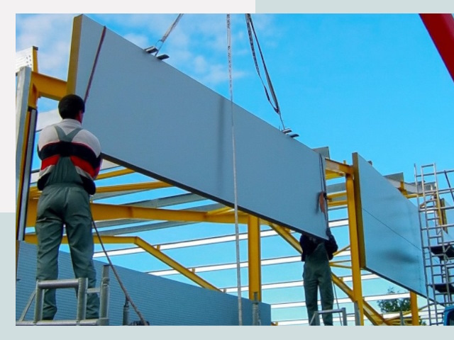 Монтаж сэндвич-панелей в Рубцовске от 607 руб.