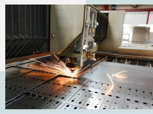 Лазерная резка металла в Рубцовске от 607 руб.